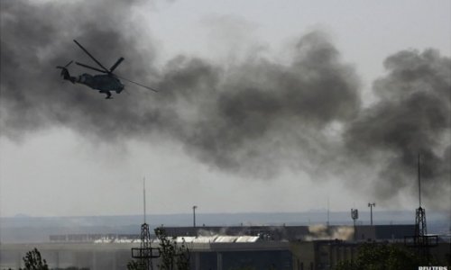 Ukraine crisis: Stand-off amid fight for Donetsk airport