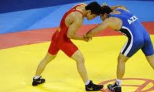 Azerbaijani wrestlers claim 3 medals at Makhachkala tournament