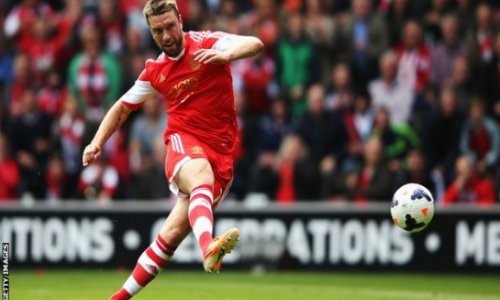 Liverpool close to signing Southampton striker