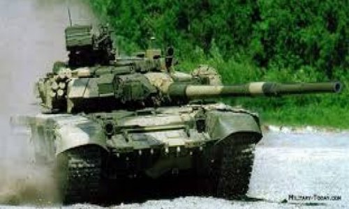 Russia offers more tanks to Azerbaijan after selling 100