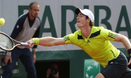 Andy Murray battles into French Open quarter-finals