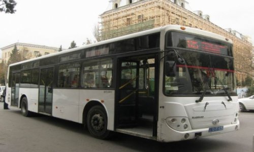 Только в Баку: автоши за рулем автобусов -ВИДЕО