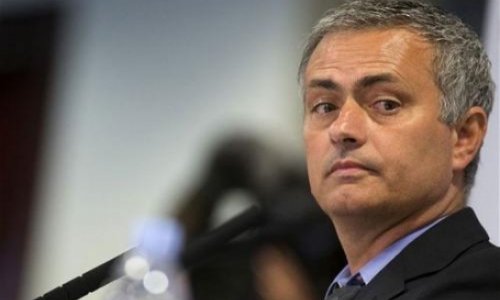 Mourinyo: "Həyat yoldaşımın istəyi ilə təklifi qəbul etmədim"