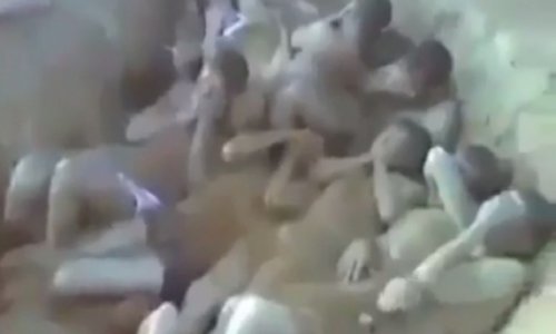 İŞİD uşaqları diri-diri basdırdı - VİDEO