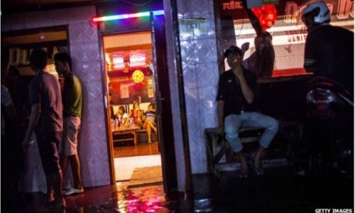 Battle over Indonesian red-light district