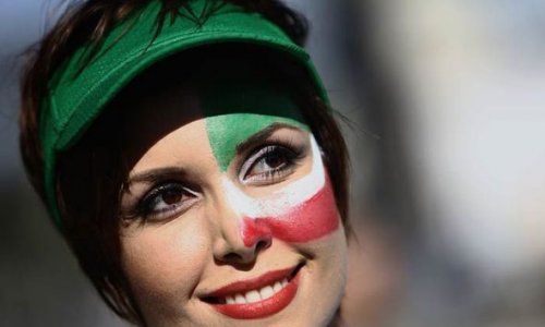 İranlı qadın azarkeşlərin - QALMAQALLI FOTOLARI
