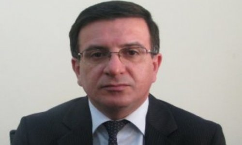 Учителя и врачи в Азербайджане могут получить статус госслужащих