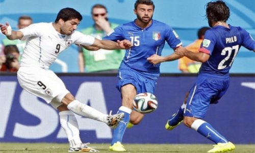 ЧМ 2014: Сборная Уругвая обыграла команду Италии