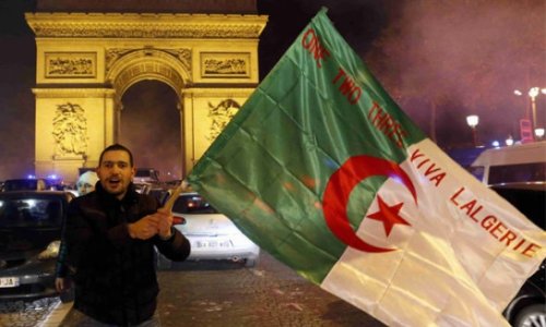 Французские города пострадали из-за выхода сборной Алжира в 1/8 финала - ФОТО