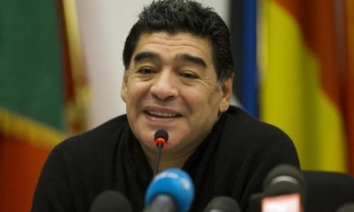 Maradona: "Argentina potensialından aşağı oynayır"