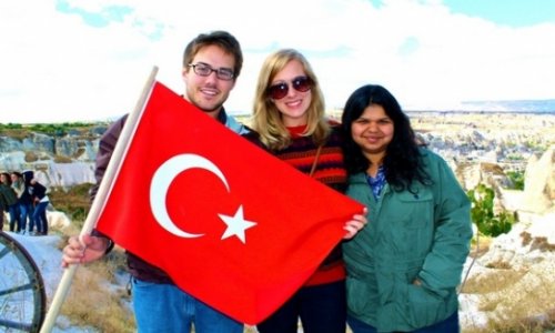 Türk tələbələri Azərbaycanda hansı universitetləri seçdi?