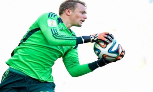 Legendary Oliver Kahn says Manuel Neur is world's best goalkeeper