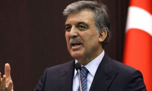 Abdullah Gül siyasətdən getmir