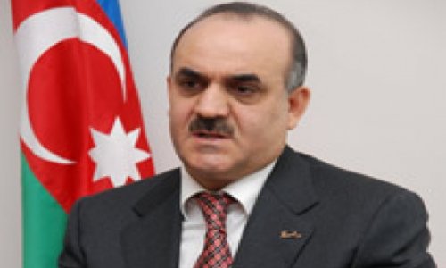 Səlim Müslümov 280 nəfəri tutduğu vəzifədən azad etdi