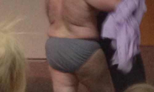 University academic strips down to his UNDERWEAR in front of his students - PHOTO+VIDEO