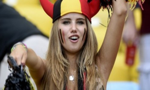 Belgium fan lands modeling gig after World Cup image takes off - VIDEO