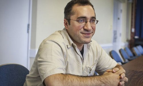 Азербайджанец - создатель «Google Glass» покинул проект –ФОТО