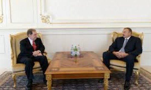 President Aliyev receives outgoing US ambassador