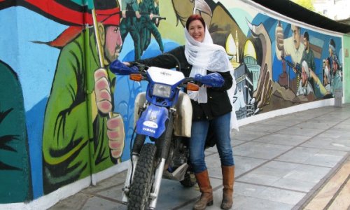 What's it like to motorcycle solo through Iran as a woman? - PHOTO