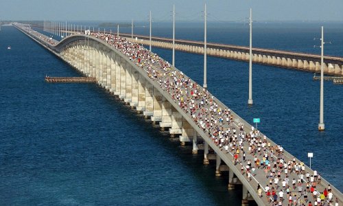 The world's most awe-inspiring stretches of asphalt - PHOTO