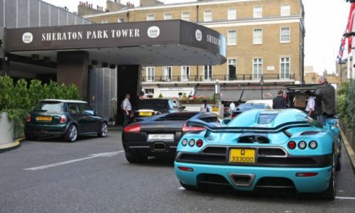 'Gold' Range Rover along too - worth £150,000 and with a 666 number plate - PHOTO+VIDEO