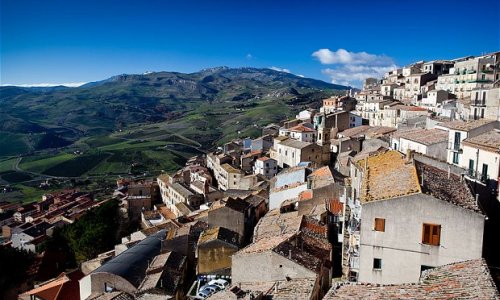 For sale at one euro: a house in an idyllic Sicilian village - PHOTO