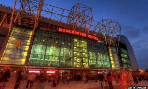 Manchester United bans tablets and laptops at home matches