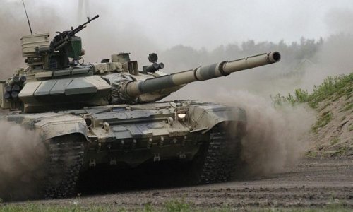 СМИ: Российская военная техника пересекла границу Украины – ФОТО