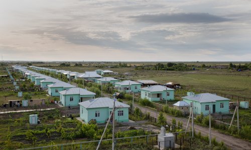 Searching for Home: Ed Kashi’s Photos of IDPs in Azerbaijan - Wall Street Journal