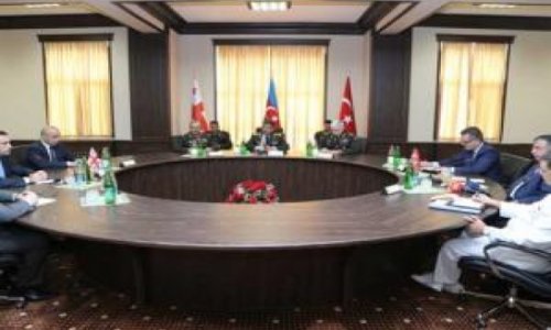 Azerbaijani, Georgian and Turkish Defense Ministers hold trilateral meeting