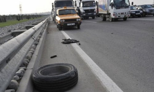 Bakıda sərnişin avtobusu aşdı - Xeyli yaralı var