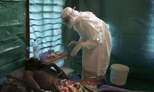 Ebola vahiməsi: Təhlükə hər gün böyüyür