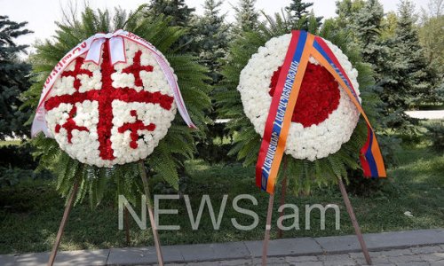 Премьер Грузии посетил мемориал «геноцида» армян в Ереване –ФОТО