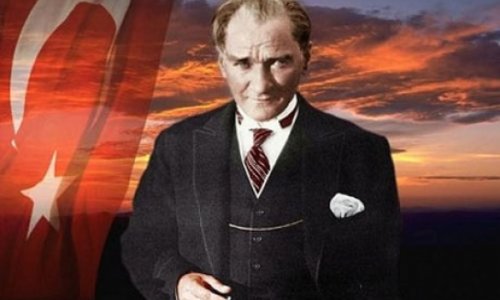 Türk bayrağı endirildi, Atatürkün büstü dağıdıldı - FOTO+VİDEO