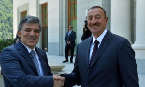 Abdullah Gül İlham Əliyevə zəng etdi