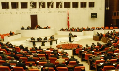 Turkish parliament passes vote of confidence in new government