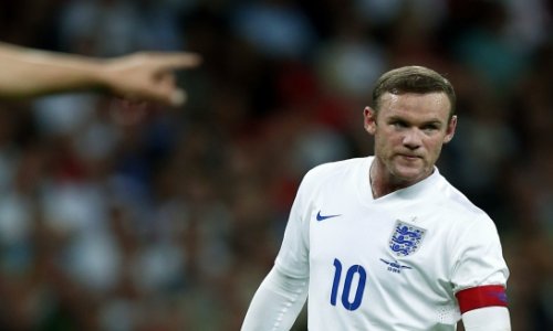 Time to stop pointing finger of blame at selfless whipping boy Wayne Rooney