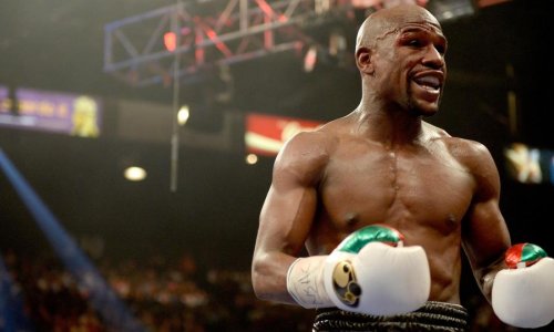 Mayweather accused of 'battering, blackmailing and threatening to shoot' ex - PHOTO