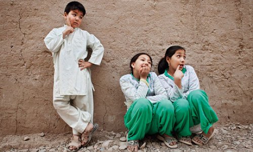 The Afghan girls who live as boys - PHOTO