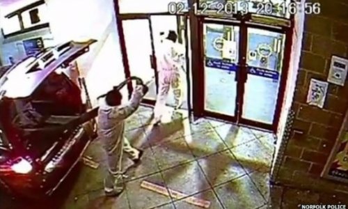 CCTV footage shows UEA cash machine burglary - VIDEO