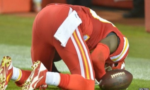 The NFL player penalised for praying