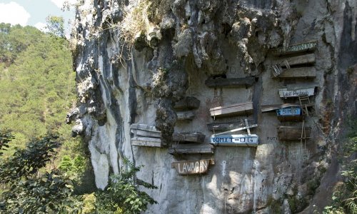 Is this the most bizarre burial site in the world? - PHOTO+VIDEO