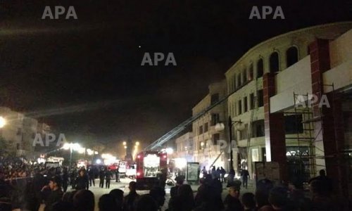 В торговом центре "Кярван" произошел пожар- ОБНОВЛЕНО + ФОТО