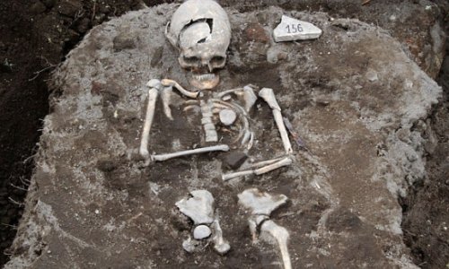 'Vampire grave' found in Bulgaria
