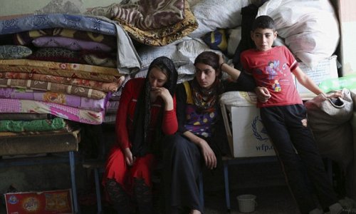 15-year-old Yazidi girl tells of her horrific ordeal at hands of jihadists - PHOTO+VIDEO