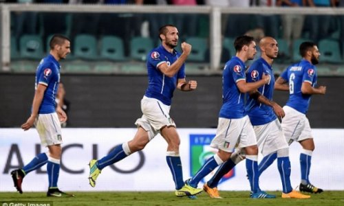 Italy 2-1 Azerbaijan: Giorgio Chiellini scores all three goals