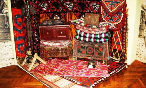 Exhibition of traditional clothing opens in Baku - PHOTO