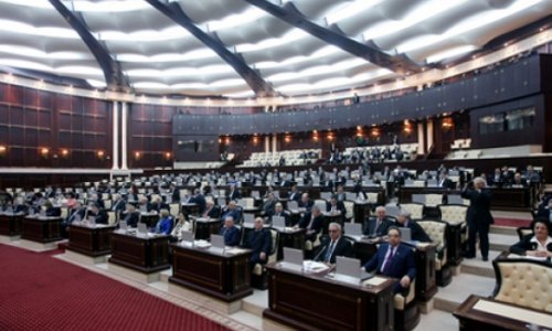 Milli Məclisin ilin yaz sessiyasının ilk plenar iclası başlayıb