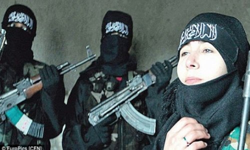 15-year-old who ran away to be jihadi wife in Syria says she is enjoying her new life - VIDEO