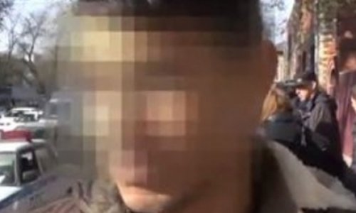 Rusiyada azərbaycanlı yeniyetmə polisi vurdu - VİDEO